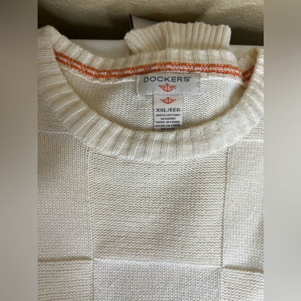 Dockers long sleeve sweater